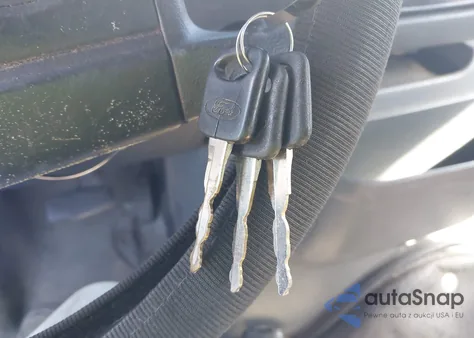 1995 Ford Econoline E250 Super Duty Van from USA, damaged, VIN 1FTFS24H8SHB58753